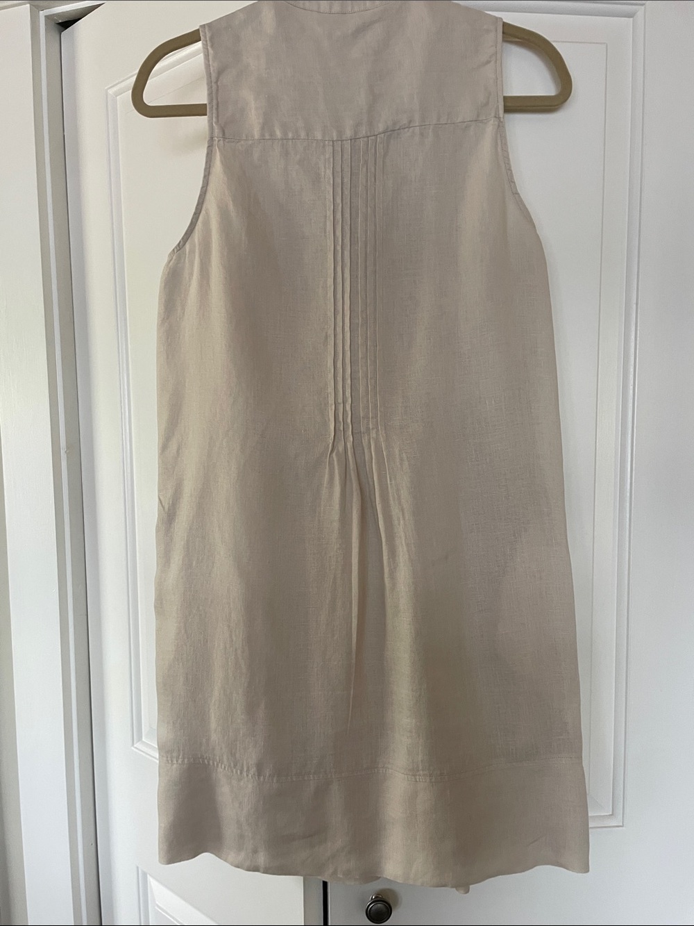 Quince Sleeveless Pintuck Midi Dress - Beige 100% linen - Picture 3 of 4
